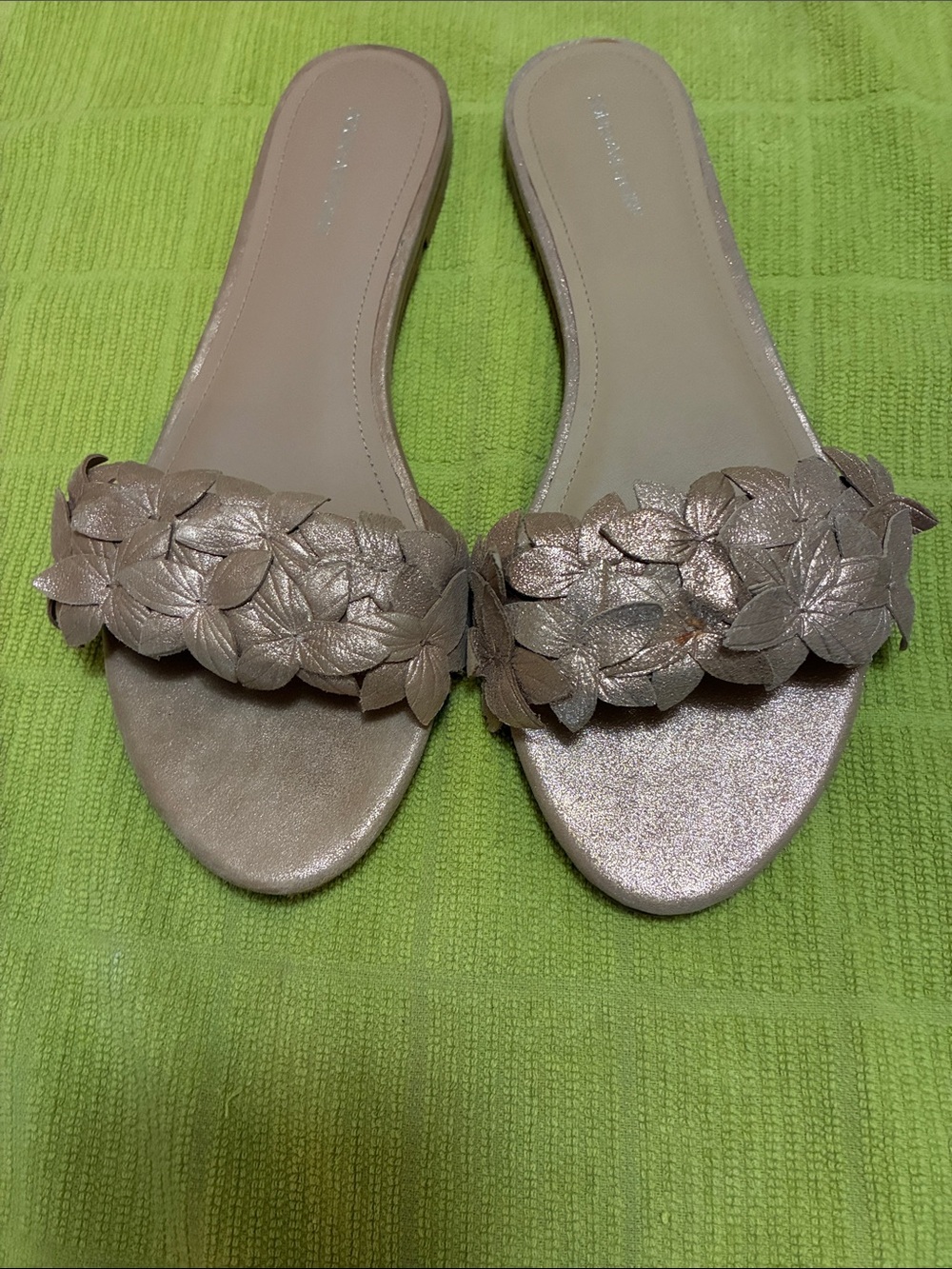 Pour La Victoire Metallic Rose-Tone Floral Slide Mules Size 8 1/2